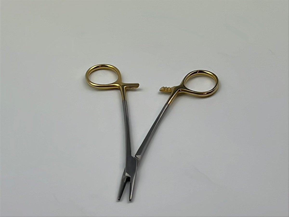 Needle Holder